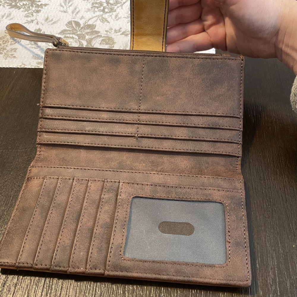 Brand New Real Leather Tony Lama Wallet! - Picture 2 of 5